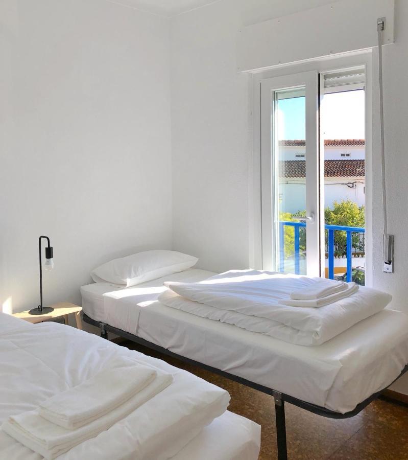 Sunshine Patio Getaway Villa วิลานอวา ดิ มิลฟงติส ภายนอก รูปภาพ